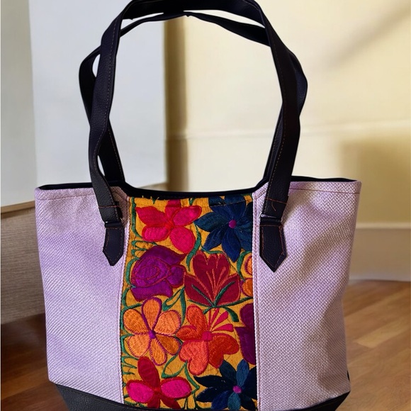 Embroidered tote, Womens tote, Mexican Tote, Black Tote - Picture 5 of 8
